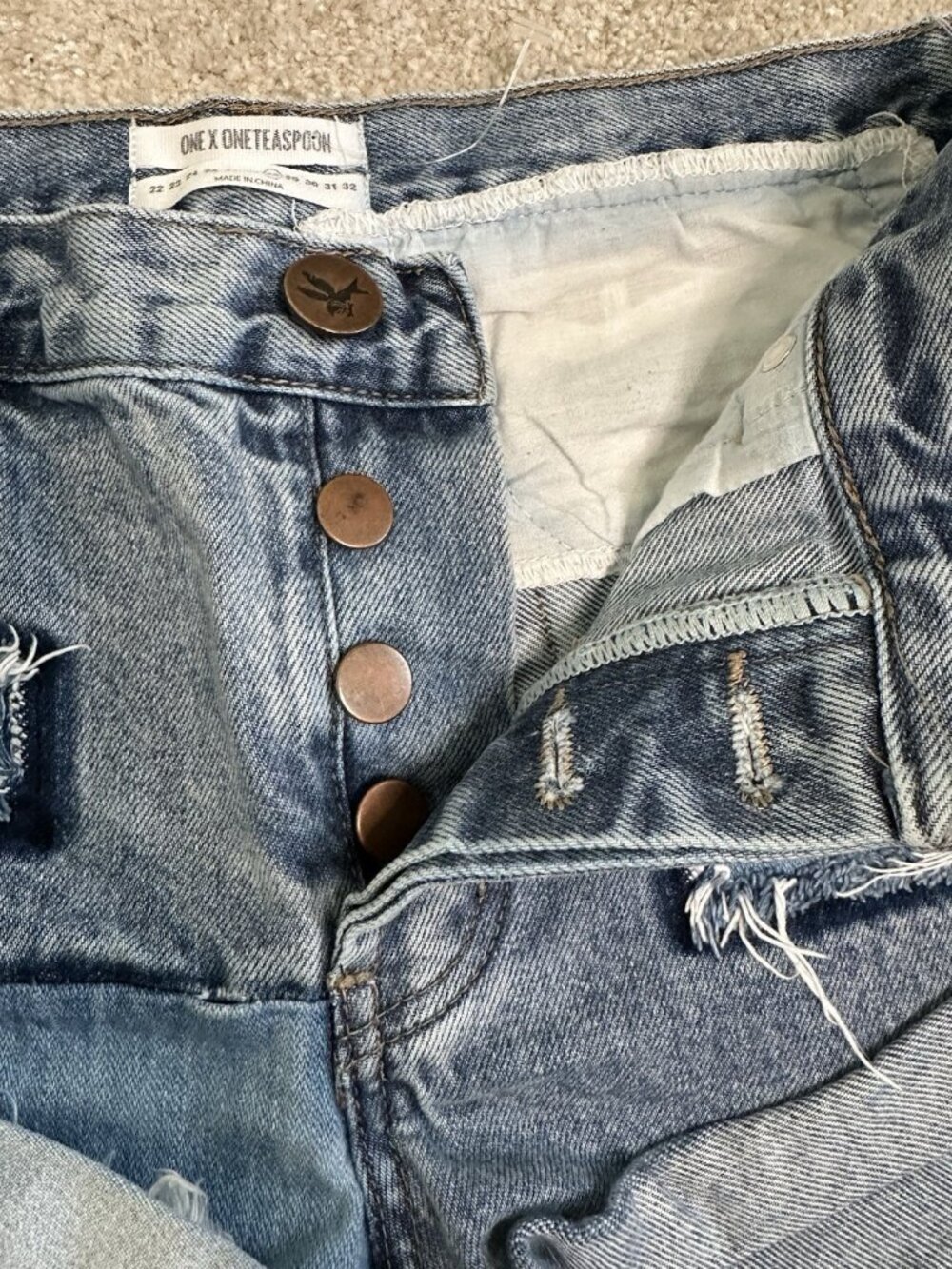 One Teaspoon Outlaws Cut Off Shorts Button Fly Distressed Denim - Picture 5 of 6